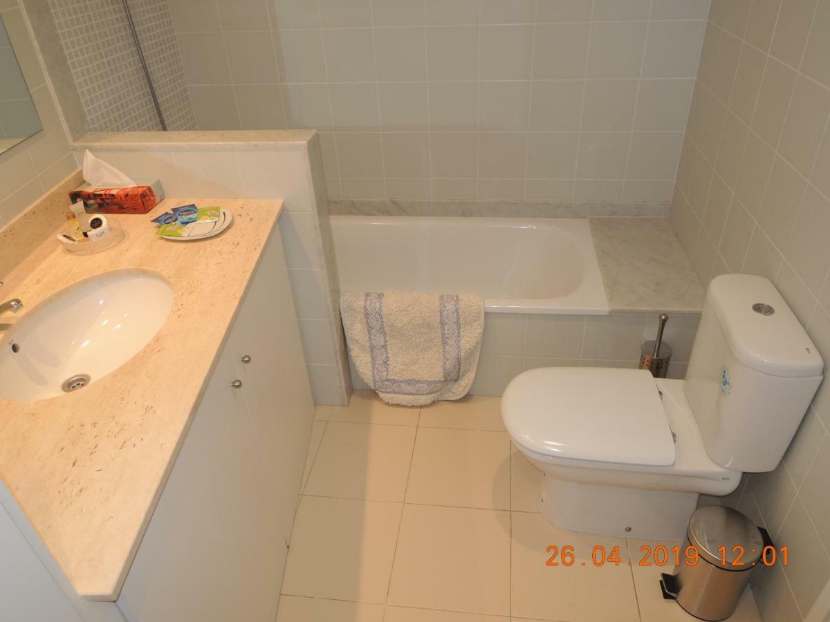 Apartament Jasmine Apartment Besalú Екстериор снимка