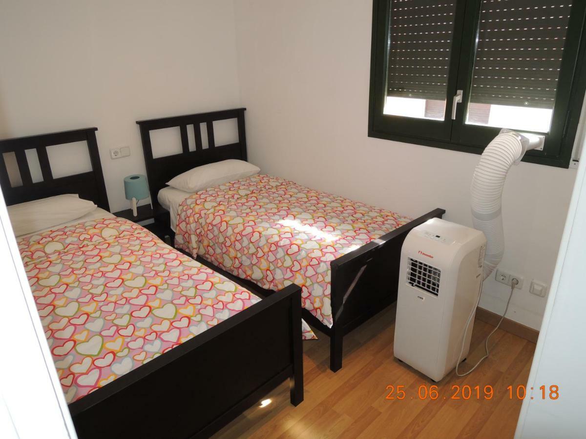 Apartament Jasmine Apartment Besalú Екстериор снимка